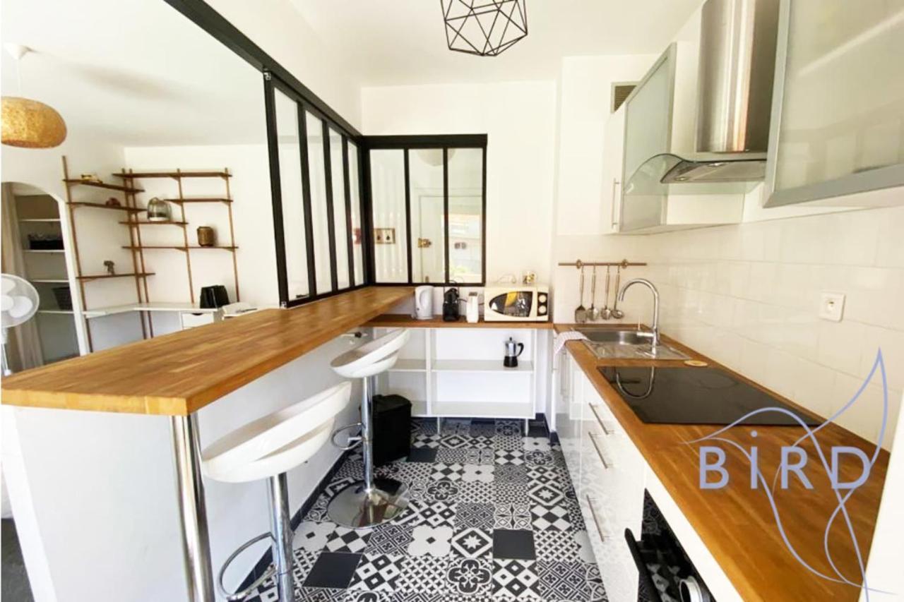Bright Flat Near To The Beach & Harbor سا لُرون دو فار المظهر الخارجي الصورة