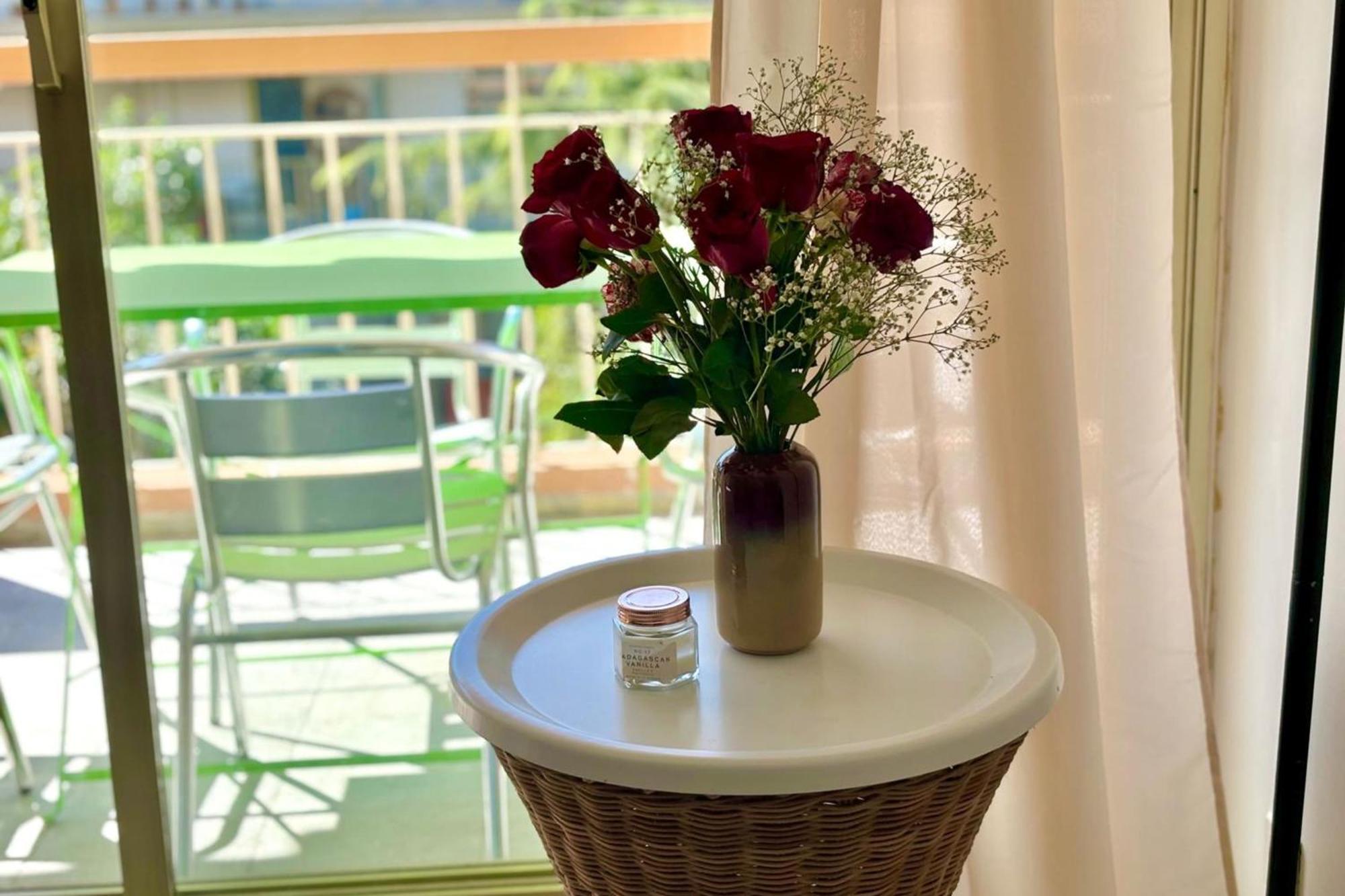 Bright Flat Near To The Beach & Harbor سا لُرون دو فار المظهر الخارجي الصورة